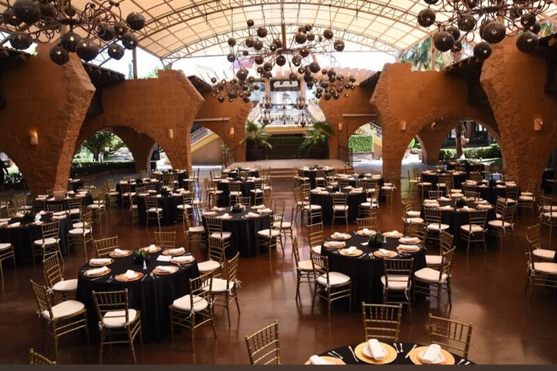 Salon de eventos comodo